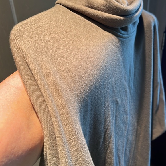 Aerie sweatshirt size xl - Picture 3 of 4